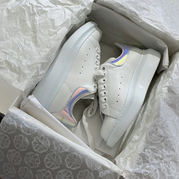 Authentic Brand New Alexander McQUEEN Sneakers - Picture 3 of 10